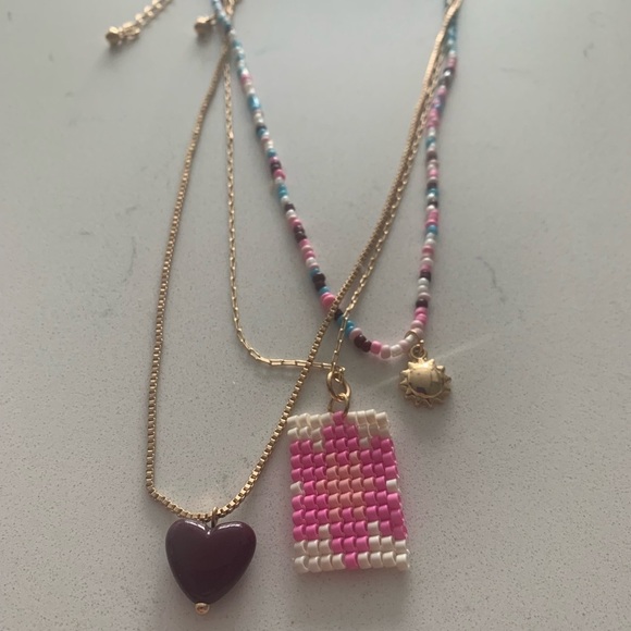 Universal Thread Sunflower and Heart Necklace 3 Piece Set - Gold Tone - NWT - Picture 5 of 6